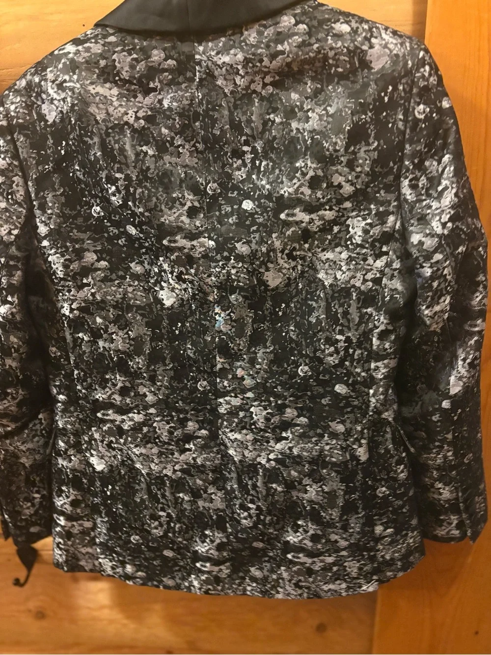 Egara Black and White Abstract Shawl Collar Blazer